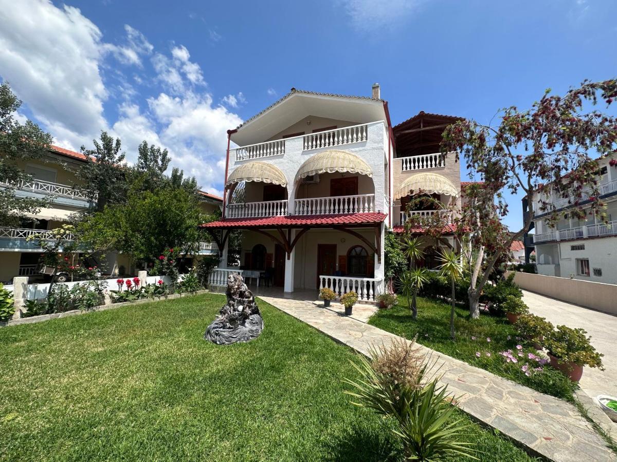 The Flower Apartments Toroni Exterior photo