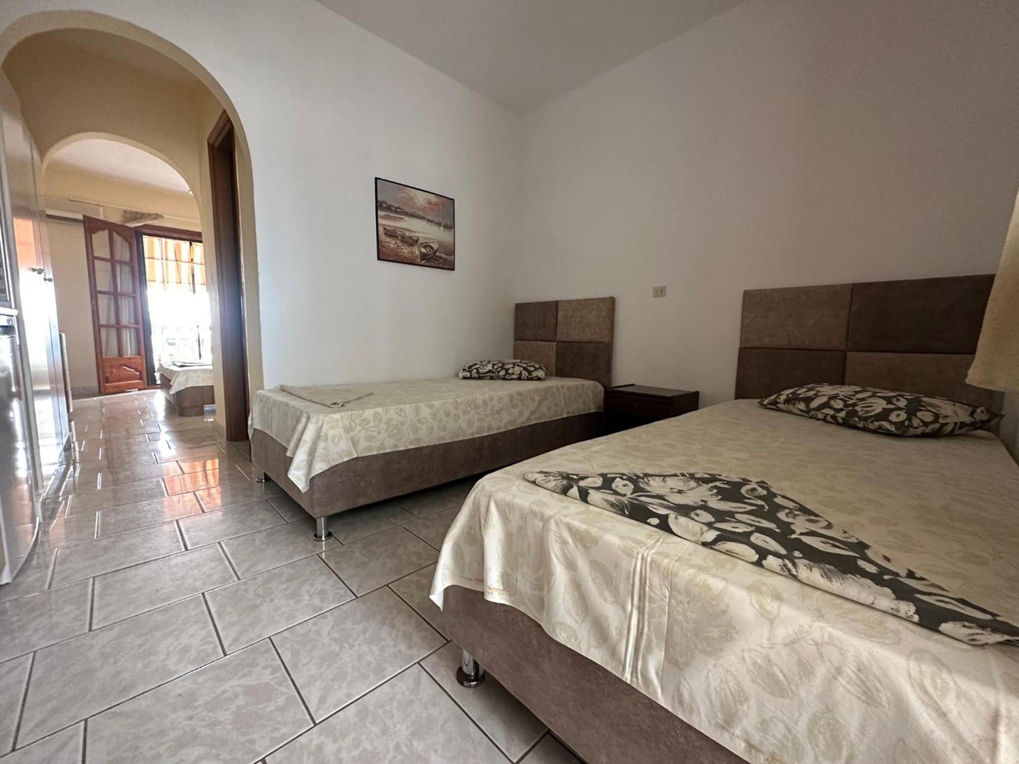 The Flower Apartments Toroni Exterior photo