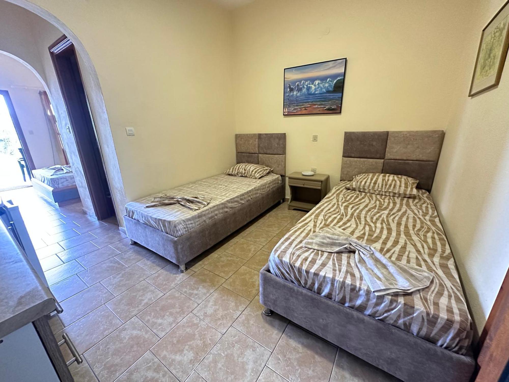 The Flower Apartments Toroni Exterior photo