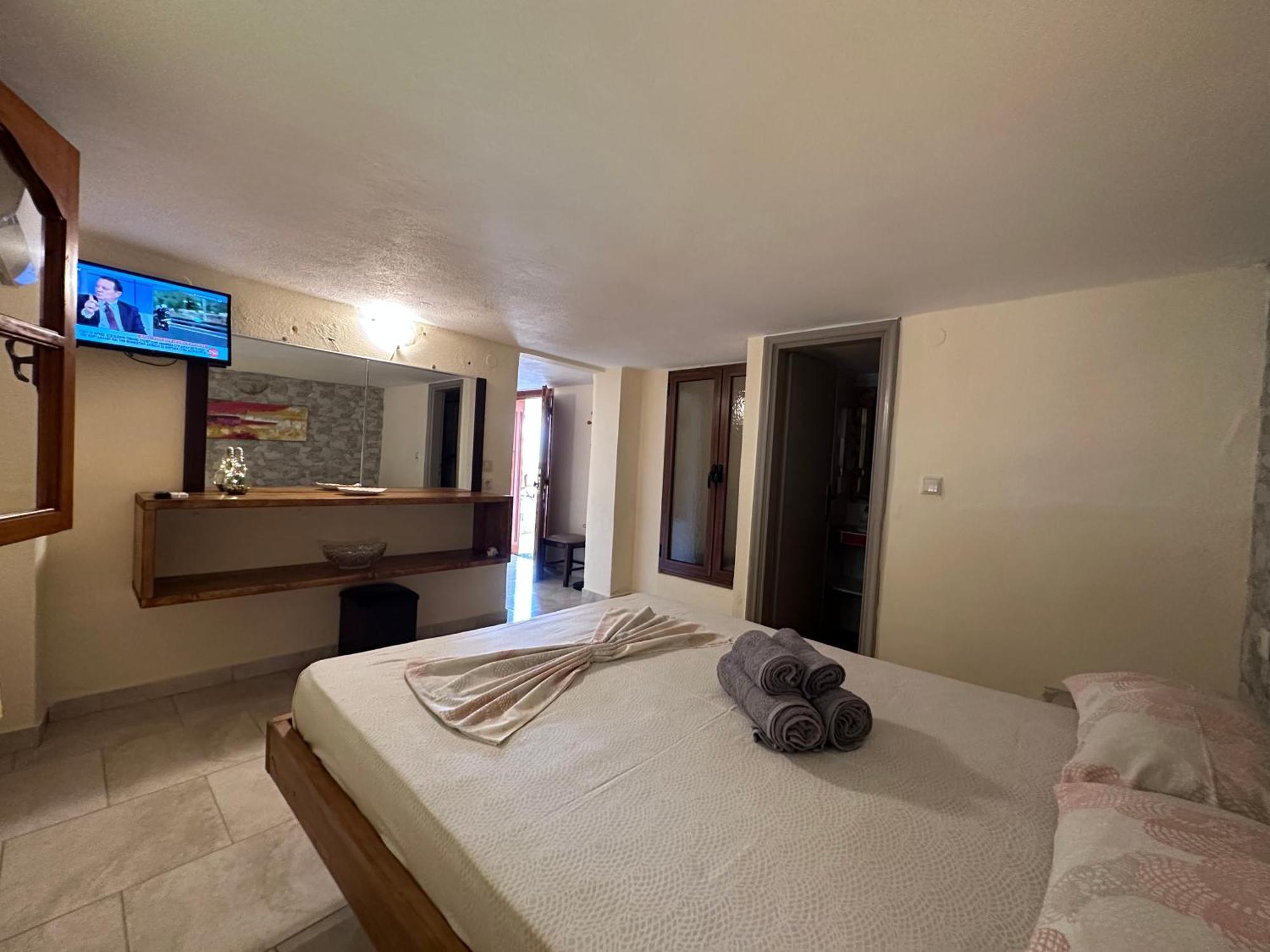 The Flower Apartments Toroni Exterior photo