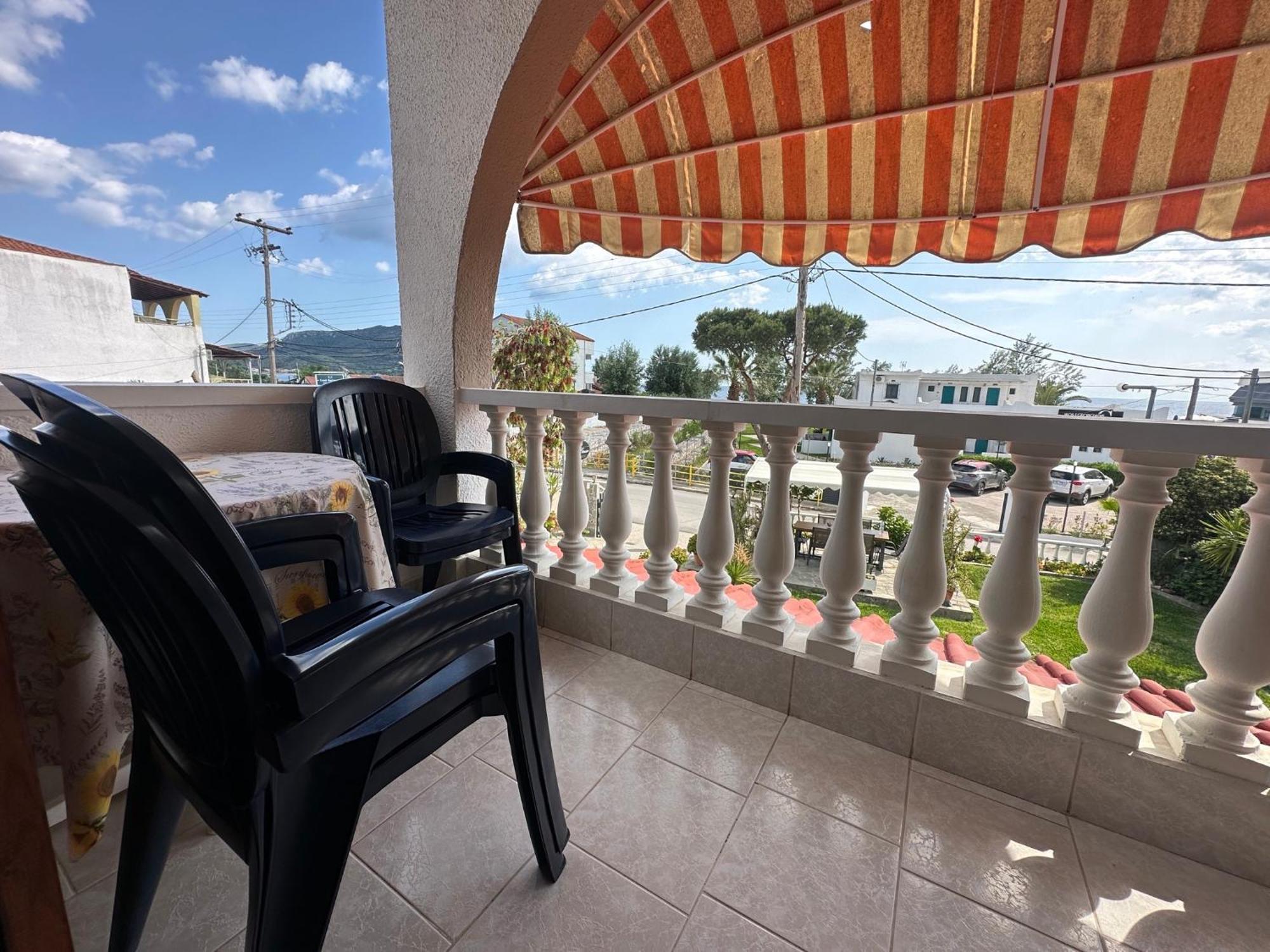 The Flower Apartments Toroni Exterior photo